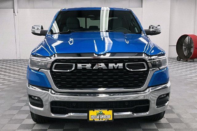 Used 2025 RAM 1500 Big Horn AWD/4WD image 4