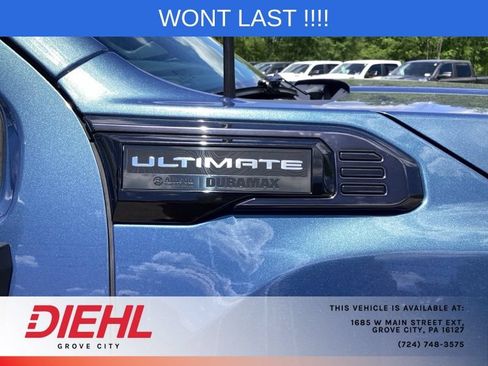 Used 2024 GMC Sierra 3500 Denali Ultimate AWD/4WD image 11