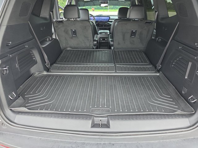 Used 2025 Buick Enclave Preferred FWD image 27