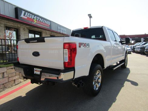 Used 2019 Ford F250 Lariat w/ Chrome Package AWD/4WD image 4