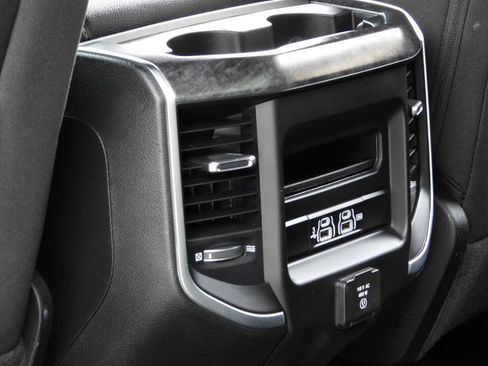 Used 2019 RAM 1500 Big Horn image 37