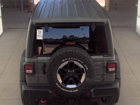 Used 2021 Jeep Wrangler Unlimited Rubicon w/ Dual Top Group AWD/4WD image 10