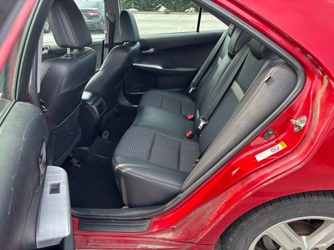 Used 2013 Toyota Camry SE FWD image 12