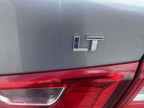 Used 2024 Chevrolet Malibu LT FWD image 10