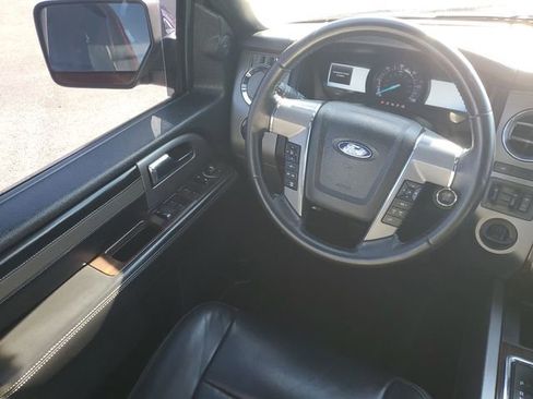 Certified 2017 Ford Expedition EL Platinum image 11