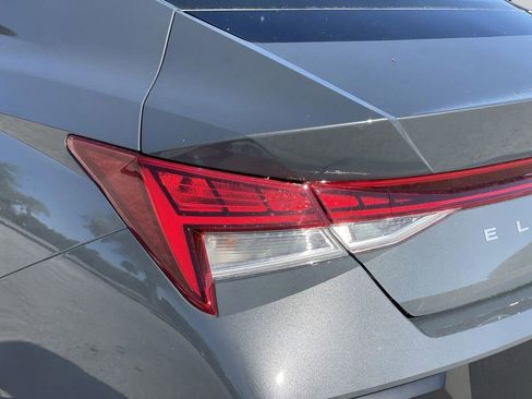 New 2026 Hyundai Elantra Limited FWD image 37