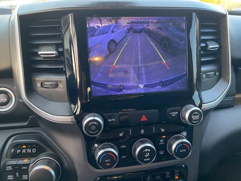 Used 2019 RAM 1500 Big Horn image 13