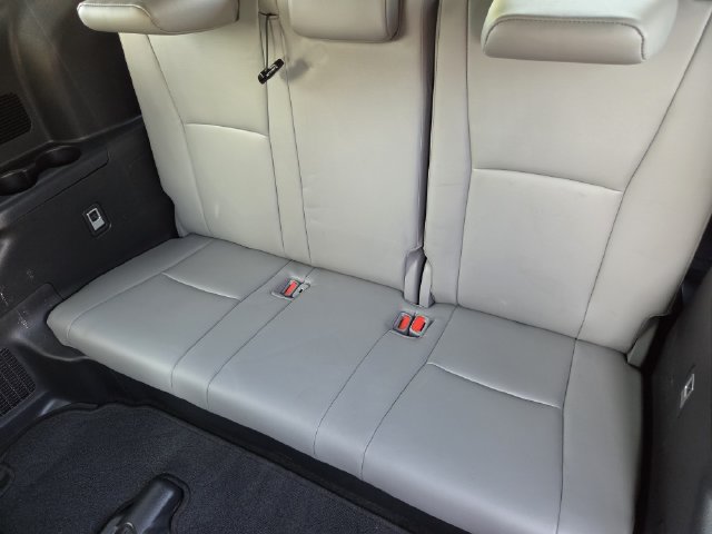 Used 2023 Toyota Highlander XLE FWD image 26