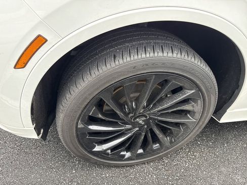 Used 2025 Lincoln Aviator Reserve w/ Equipment Group 201A image 4