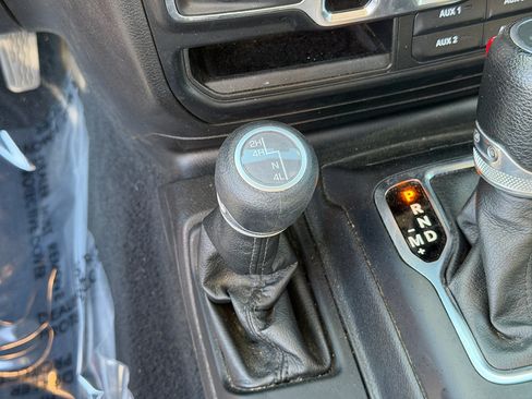 Used 2023 Jeep Wrangler Unlimited Sport AWD/4WD image 23