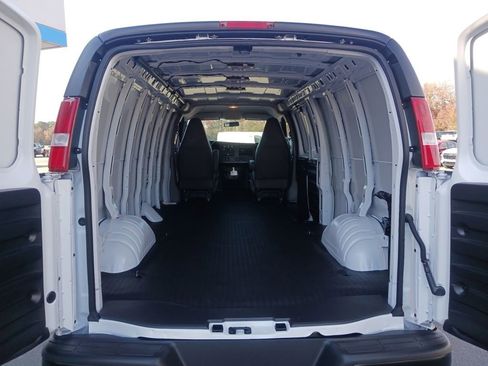 New 2025 Chevrolet Express 3500 Extended w/ Driver Convenience Package image 15