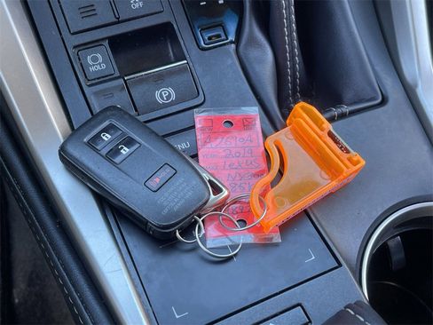 Used 2019 Lexus NX 300 FWD image 30