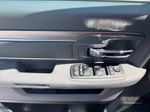 Used 2017 RAM 1500 Lone Star RWD image 16