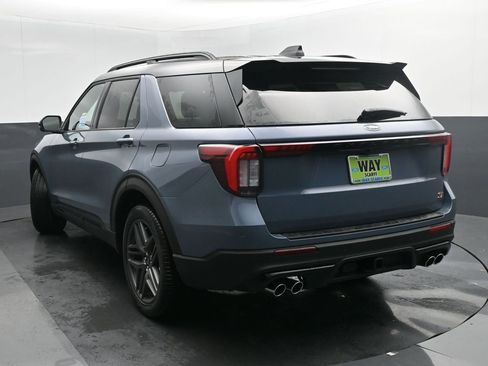 New 2026 Ford Explorer ST w/ Sun And Sound Package image 4