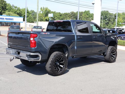 Used 2020 Chevrolet Silverado 1500 LT w/ Fleet Comfort Package AWD/4WD image 10