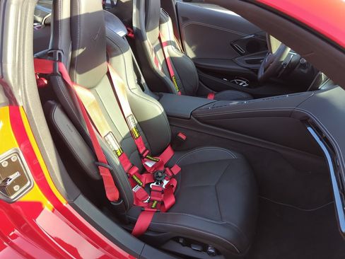 Used 2024 Chevrolet Corvette Stingray Preferred Cpe w/ Z51 Performance Package RWD image 26