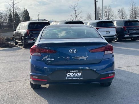 Used 2019 Hyundai Elantra SE image 6