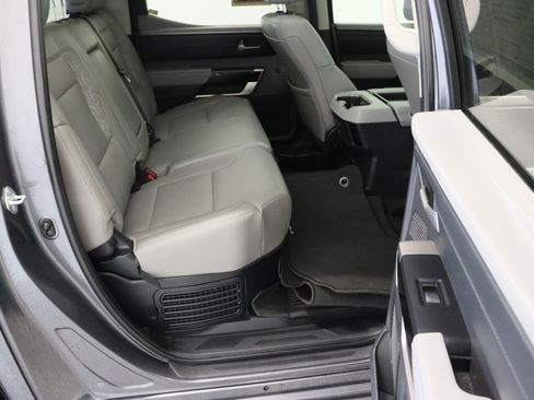 Used 2024 Toyota Tundra Limited AWD/4WD image 36