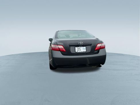 Used 2009 Toyota Camry XLE FWD image 7