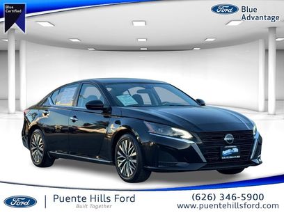 Used 2023 Nissan Altima 2.5 SV