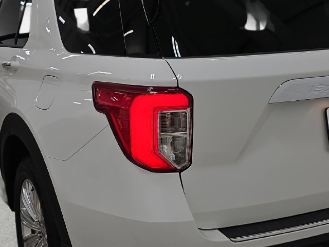 Used 2023 Ford Explorer King Ranch w/ Technology Package AWD/4WD image 34