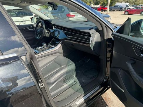 Used 2023 Audi Q8 Prestige image 30