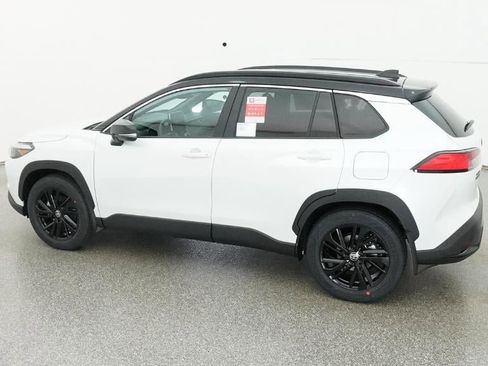 New 2026 Toyota Corolla Cross XSE image 4