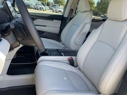 New 2026 Honda Odyssey EX-L image 23