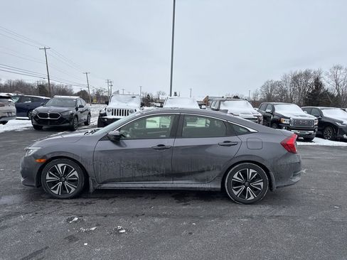 Used 2018 Honda Civic EX-T image 4