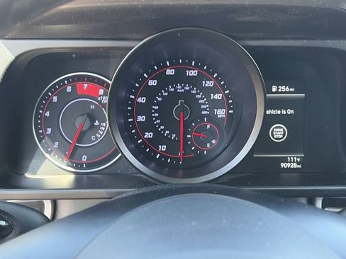 Used 2023 Hyundai Elantra SEL FWD image 29