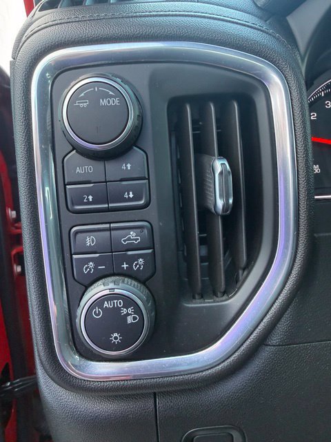 Used 2021 Chevrolet Silverado 1500 RST AWD/4WD image 35