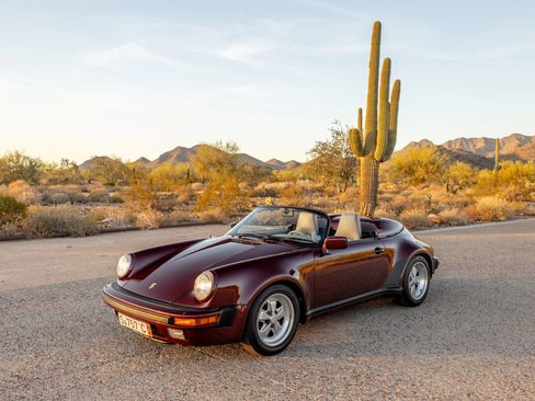Used 1989 Porsche 911 Carrera RWD image 25