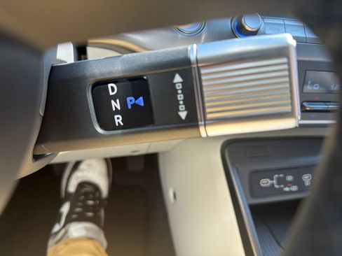 New 2026 Hyundai Kona SEL Premium FWD image 33