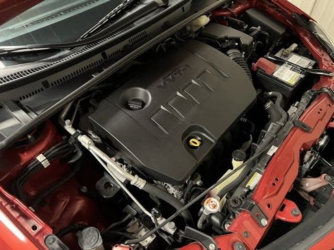 Used 2019 Toyota Corolla L image 39