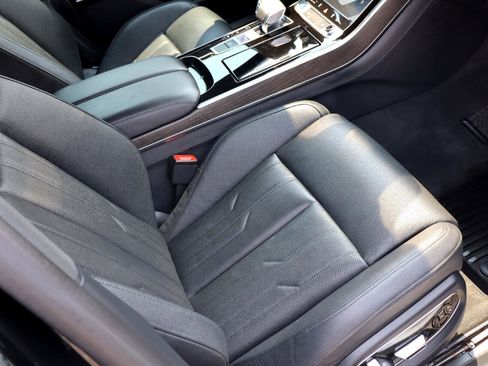 Used 2020 Audi A8 L 4.0T w/ Sport Plus Package image 13