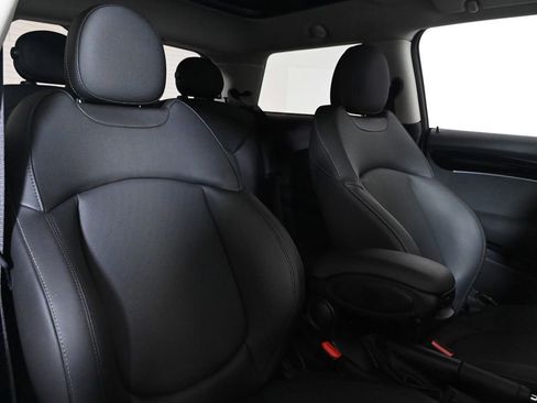 Used 2023 MINI Cooper S FWD image 16