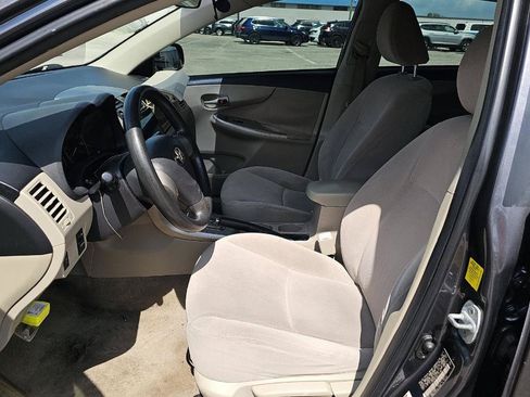 Used 2011 Toyota Corolla LE FWD image 7