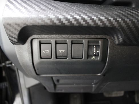 Used 2023 Subaru Ascent Premium w/ Convenience Package image 8