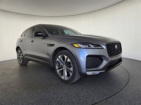 Used 2024 Jaguar F-PACE R-Dynamic S image 15