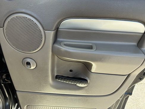 Used 2004 Dodge Ram 2500 Truck SLT w/ Trailer Tow Group image 29