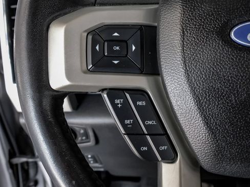 Used 2020 Ford F250 Lariat w/ Lariat Ultimate Package AWD/4WD image 17