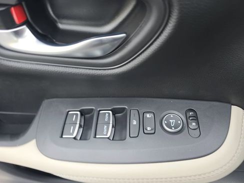 New 2026 Honda HR-V EX-L image 29