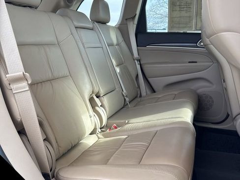 Used 2014 Jeep Grand Cherokee Limited image 30