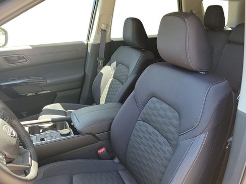 New 2026 Nissan Pathfinder SV AWD/4WD image 13
