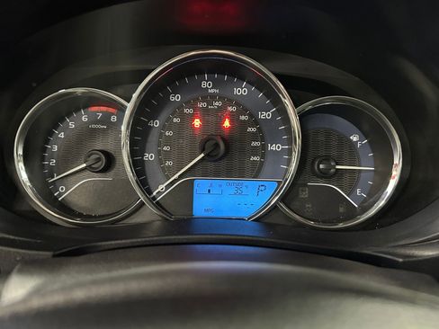 Used 2015 Toyota Corolla LE image 15