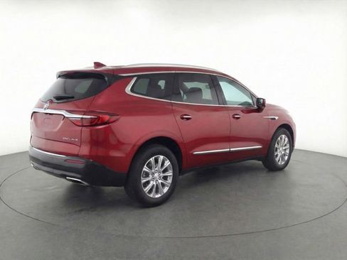 Certified 2019 Buick Enclave Essence w/ Trailering Package, 5000 lbs. image 4
