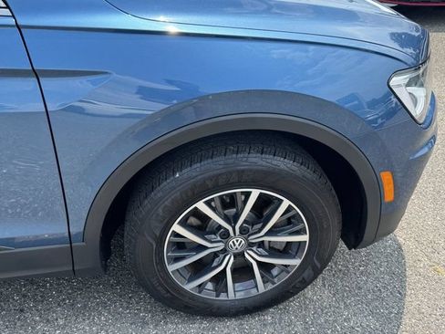 Used 2019 Volkswagen Tiguan SE w/ Panoramic Sunroof Package AWD/4WD image 9