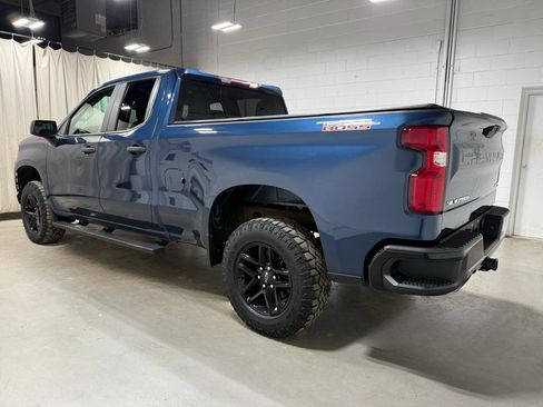 Used 2019 Chevrolet Silverado 1500 Custom Trail Boss w/ Custom Convenience Package AWD/4WD image 5