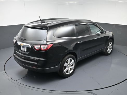 Used 2016 Chevrolet Traverse LT w/ Style and Technology Package image 35
