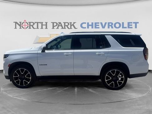 Used 2022 Chevrolet Tahoe RST w/ Luxury Package RWD image 8